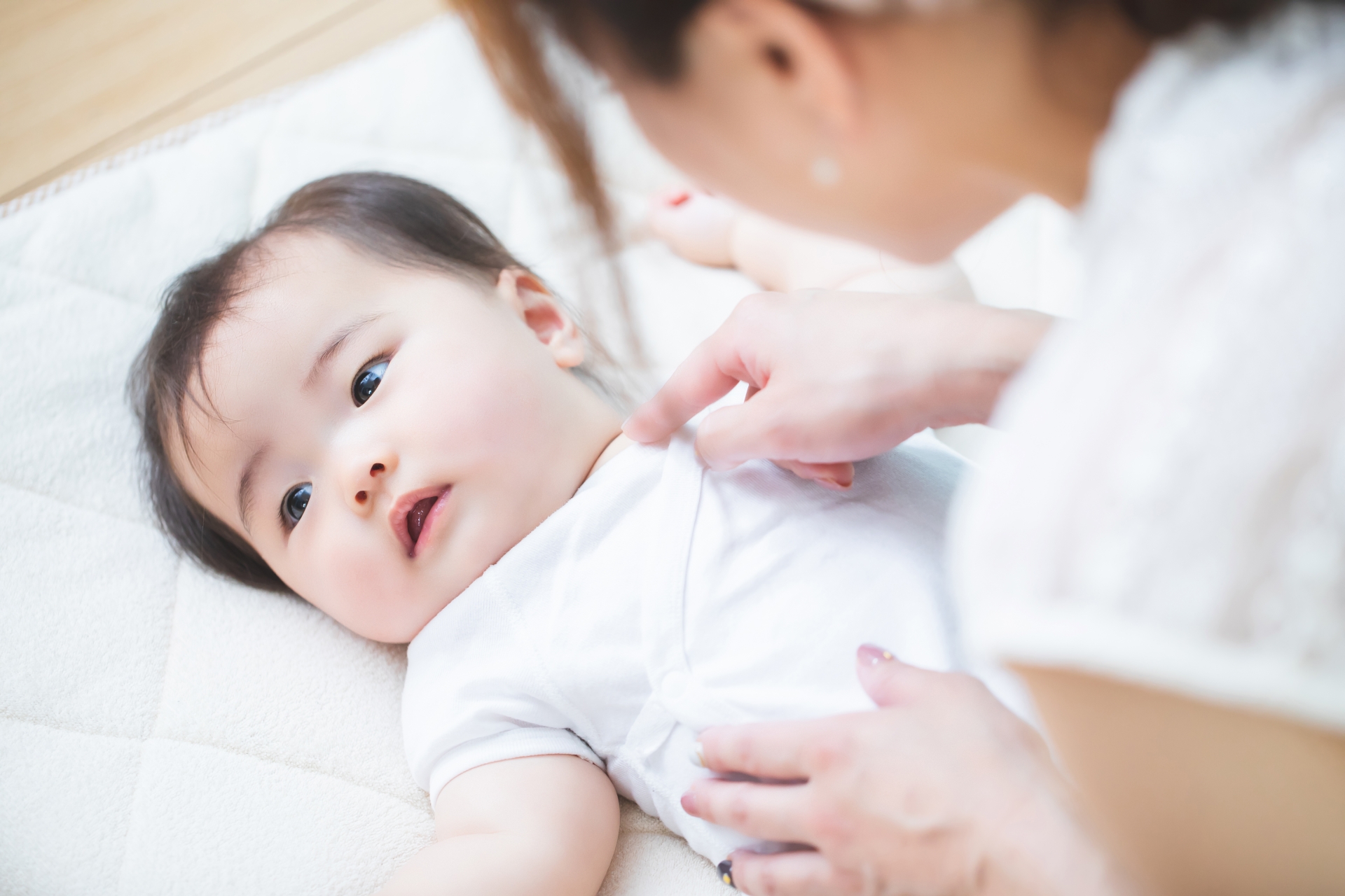 新生児が乾燥肌になる原因とケアのポイント 肌荒れを予防するには メディプラス乾燥予防研究所